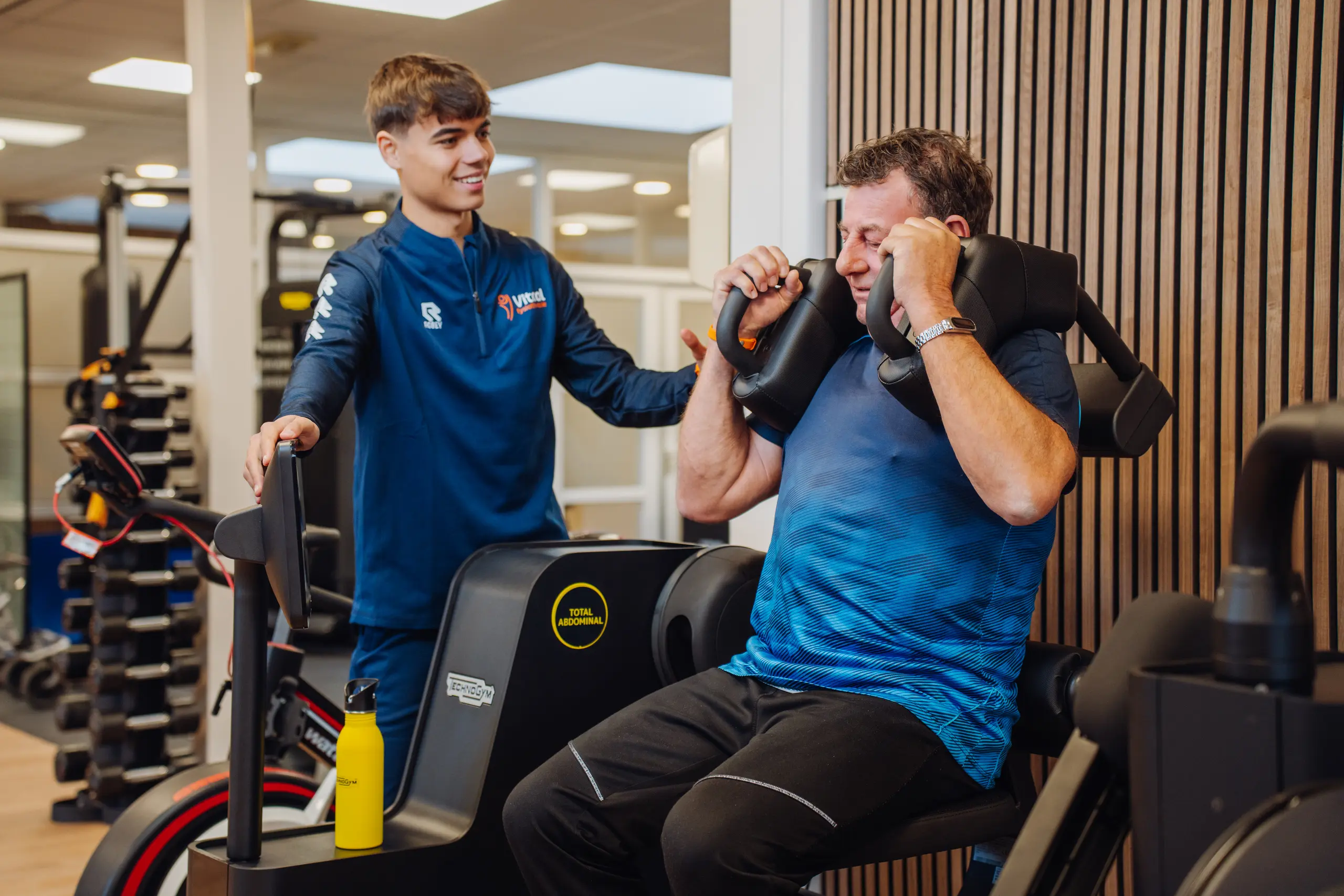 Ervaren fysiother – Exclusieve opties voor krachttraining: onze Technogym-apparatuur tilt fysiotherapie naar een hoger niveau